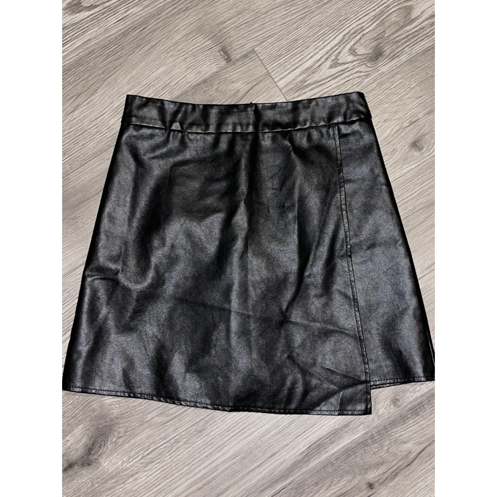 HL Affair New York Black micro Mini Skirt Skort‎ Size Medium Faux Leather